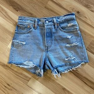 Levi’s Wedgie Fit Shorts